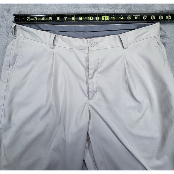Nike Golf Tour Dry Fit-Men’s size 36-cream color-Pleated Front-Good Condition - Picture 3 of 10